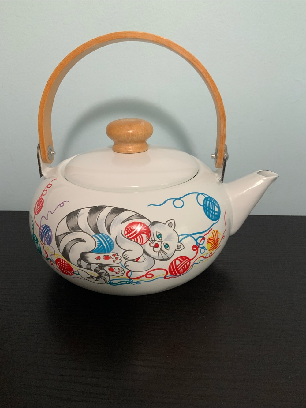 Enameled Tea Kettle with Cat and Yarn Design